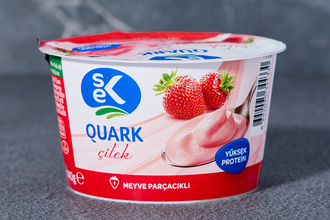 Sek Quark Çilek 140 g