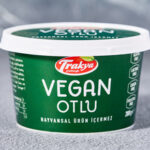 Trakya Çiftliği Vegan Otlu Sürülebilir Peynir 200 g