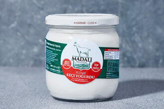 Madalı Keçi Çiftliği Tam Yağlı Süzme Keçi Yoğurdu 400 g