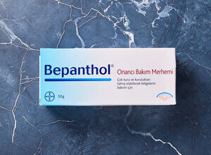 Bepanthol Onarıcı Bakım Merhemi 50 G
