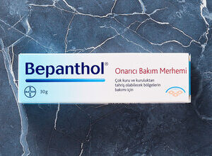 Bepanthol Onarıcı Bakım Merhemi 30 G